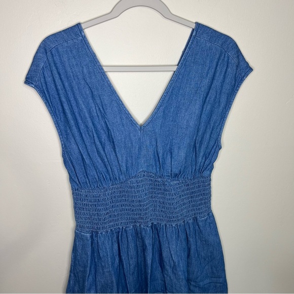Old Navy Smocked Waist Midi Blue Denim Wash Dress size small - Picture 3 of 9